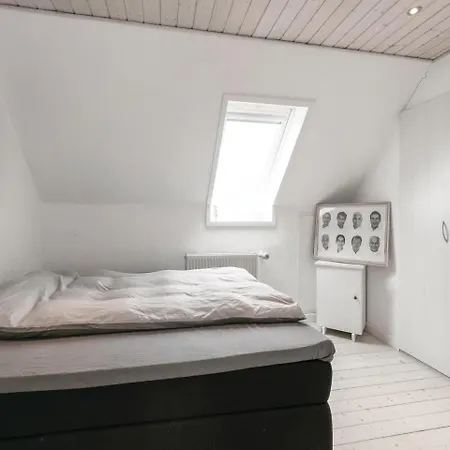 Three-bedroom Holiday In