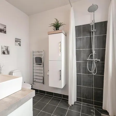 بيت للعطل Three-bedroom Holiday In