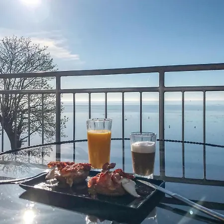 Three-bedroom Holiday In